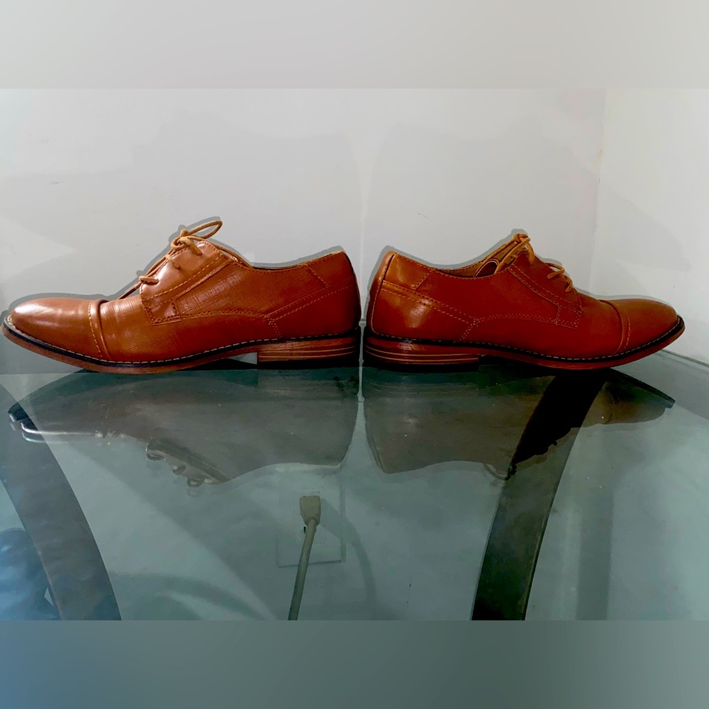 Tahari Dress Shoes